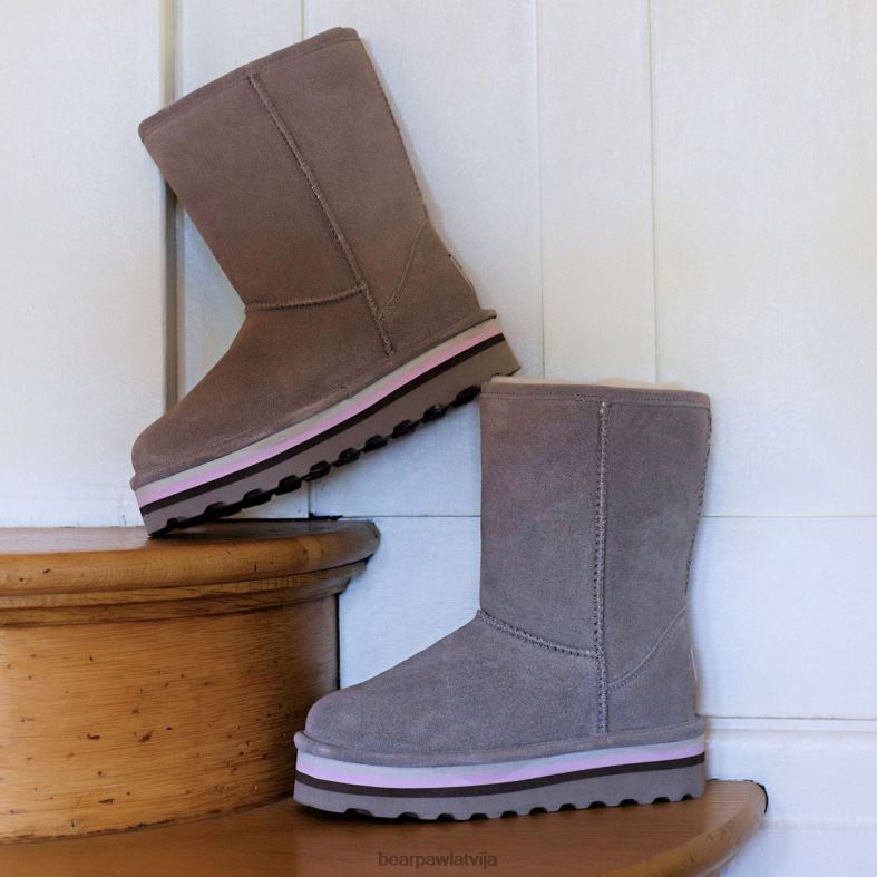 akmens sievietes zābaki BEARPAW retro elle P2XFF211